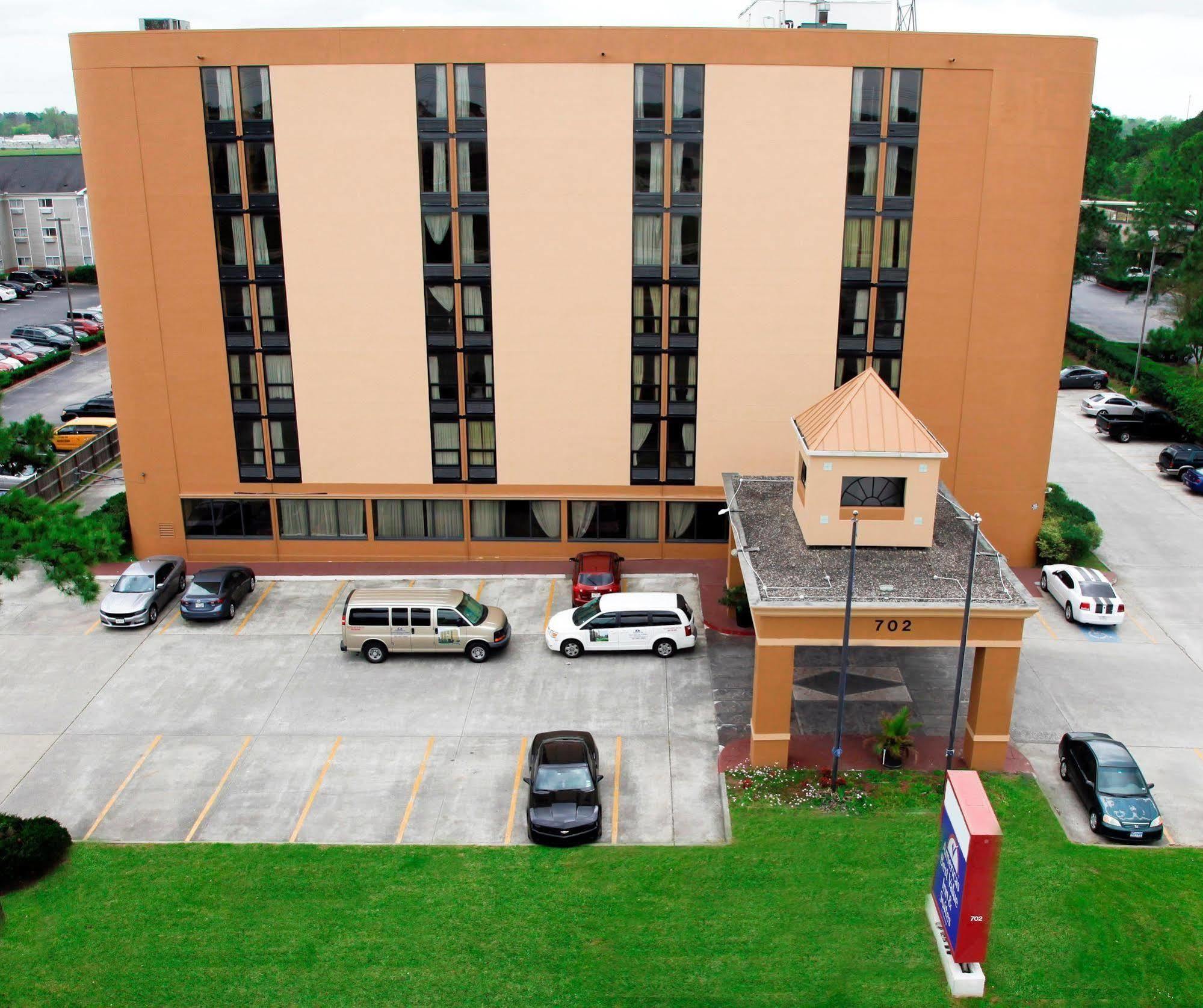 Oyo Townhouse Houston George Bush Intercontinental Hotel Exterior photo